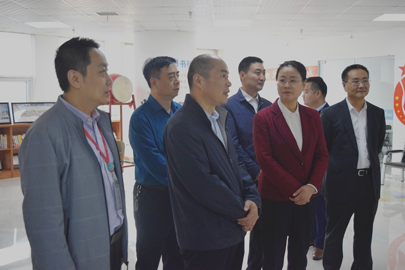 熱烈歡迎河南省委統(tǒng)戰(zhàn)部副部長梁險峰一行蒞臨安陽青峰網絡調研社會階層工作！